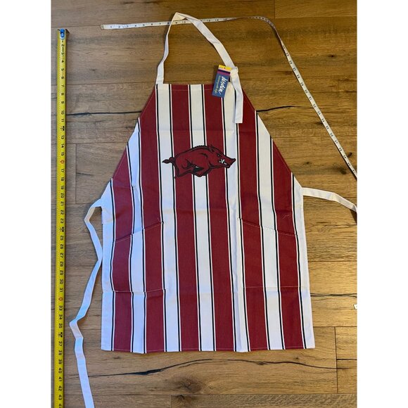University Of Arkansas Razorbacks Striped Apron With Pockets & Adjustable Neck - Picture 3 of 4